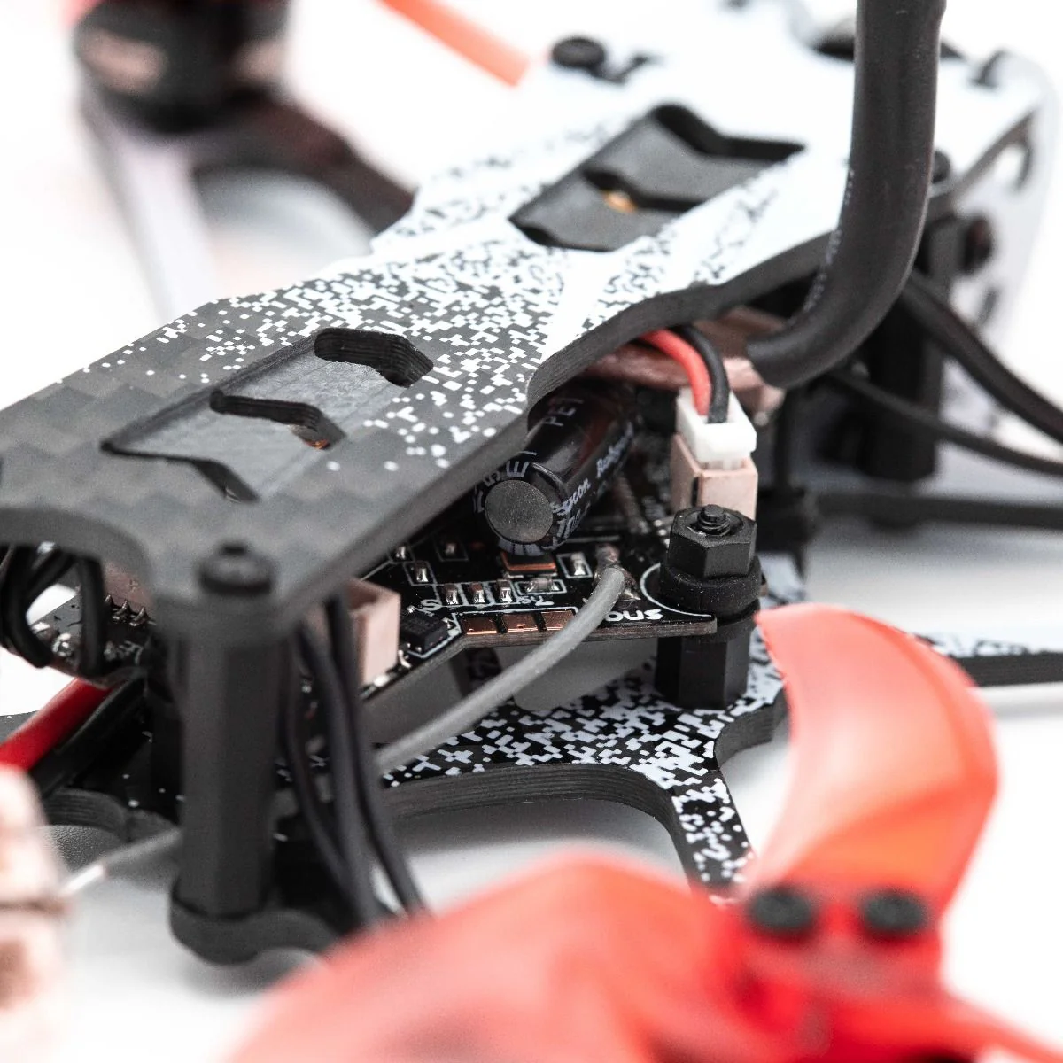 EMAX Tinyhawk II Freestyle FPV Quad - RTF - Image 9